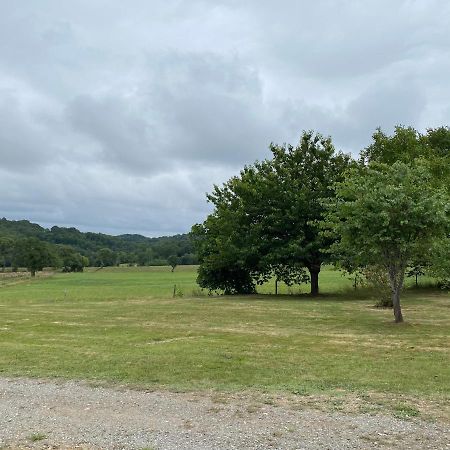 Estampes Maison En Campagne Avec Vue Sur Les Pyrenees מראה חיצוני תמונה